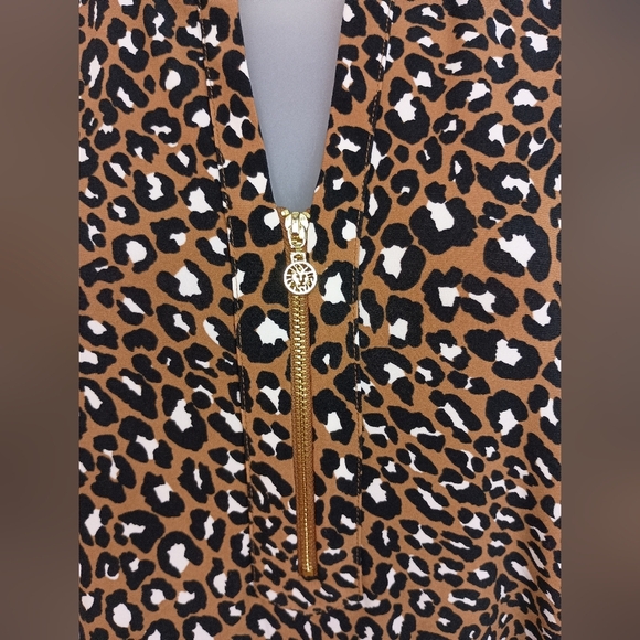 Anne Klein Leopard Mob Wife Animal Print Office Work Blouse Size M - Picture 4 of 8